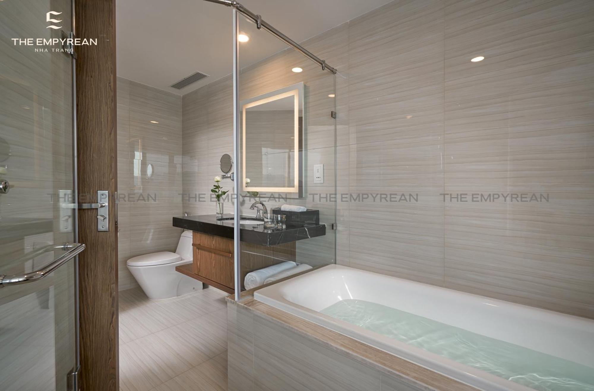 Hotel The Empyrean Nha Trang Pokoj fotografie